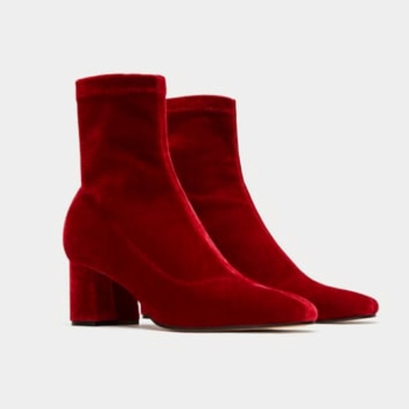 Zara Shoes - High heel Zara velvet boot